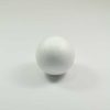 vormen van piepschuim een bol, diameter 8 cm